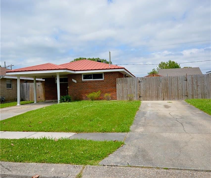 1st image of 488 Dogwood Dr