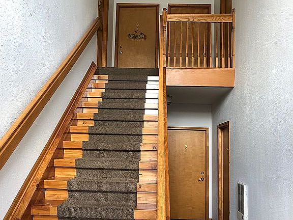 3rd image of 9757 Wildflower Ct #7