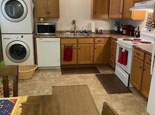 1125 N 2nd St, Lander, WY 82520