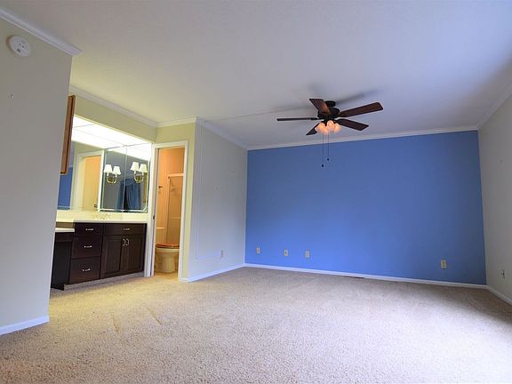 4th image of 4501 N Wheeling Ave #6B-103
