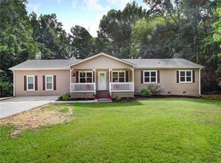 814 Old Beulah Rd, Lithia Springs, GA 30122