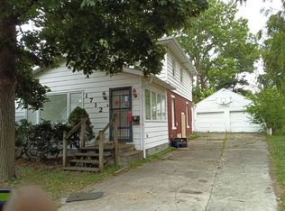 1712 Massachusetts Ave, Lansing, MI 48906