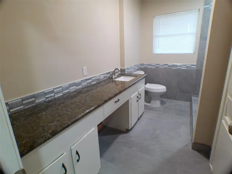 601 Fresa Rd — Photo 21