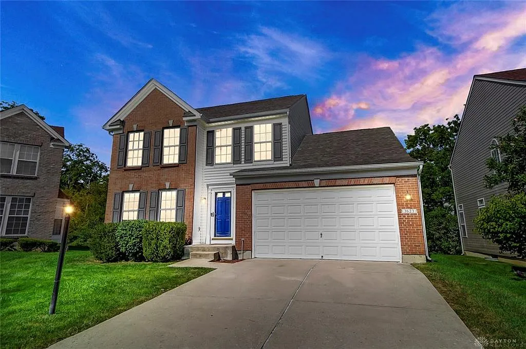 3623 King Edward Way photo 1