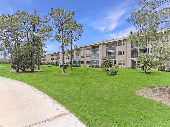 5th image of 7340 Glenmoor Ln #103