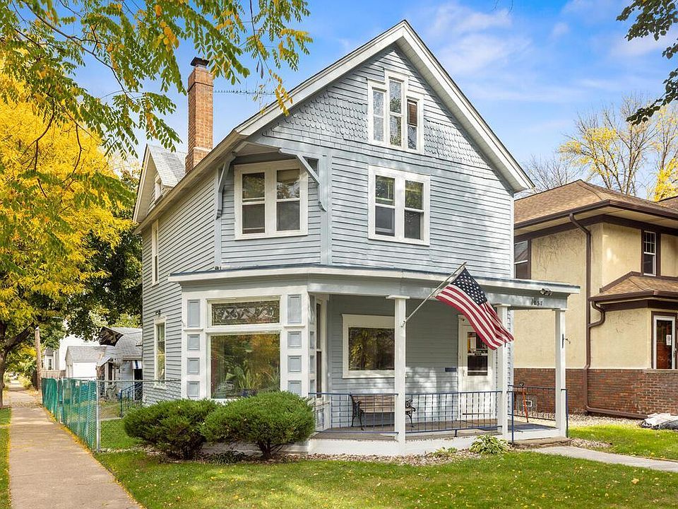 1st image of 1037 Saint Clair Ave