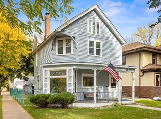 1037 Saint Clair Ave, Saint Paul, MN 55105