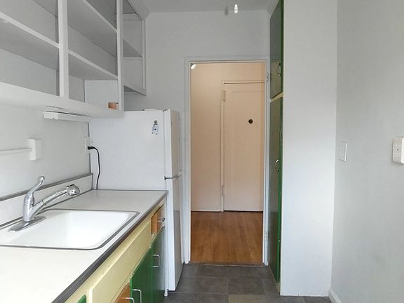 3rd image of 34-15 74th St APT 4N
