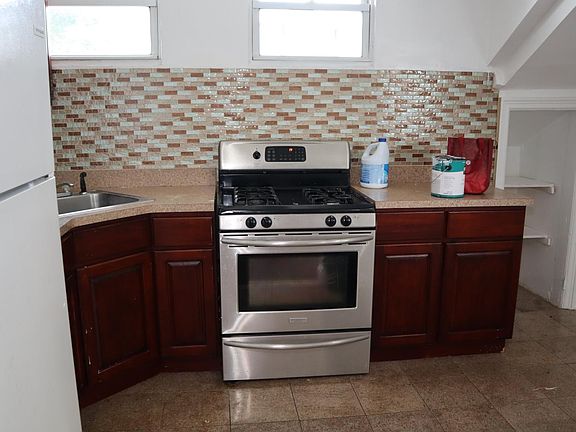 2nd image of 18611 Williamson Ave Floor 2