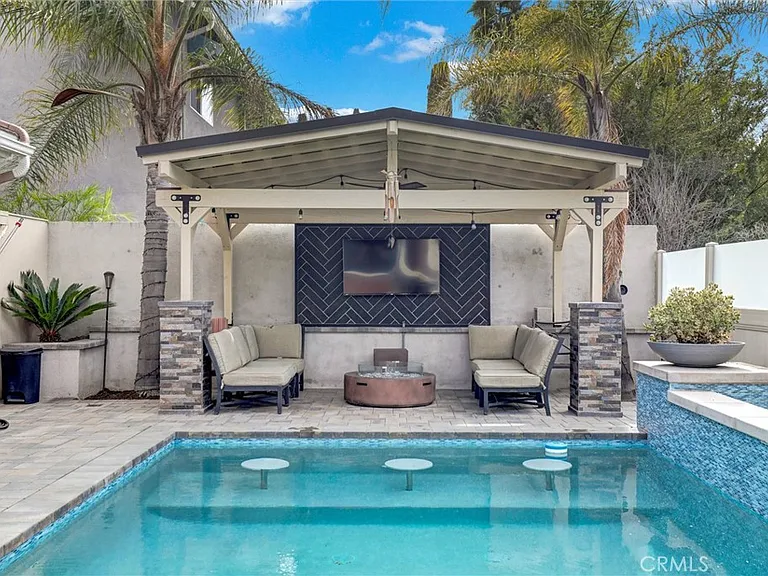25262 Tasman Rd — Photo 34