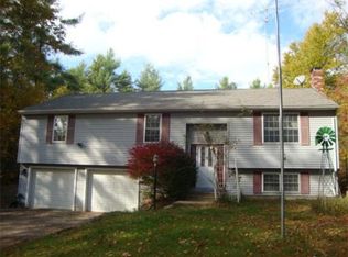 1083 Old Coldbrook Rd, Barre, MA 01005