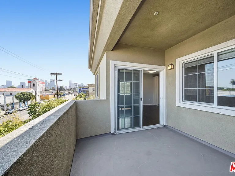 1408 W Washington Blvd #303 — Photo 9