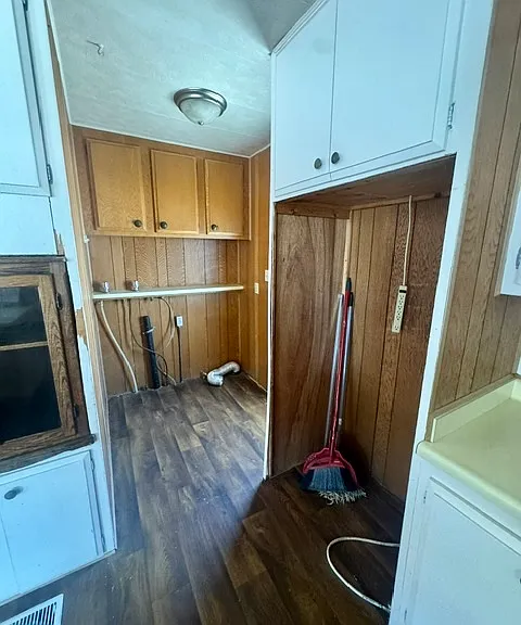 26599 Nudgent St — Photo 7