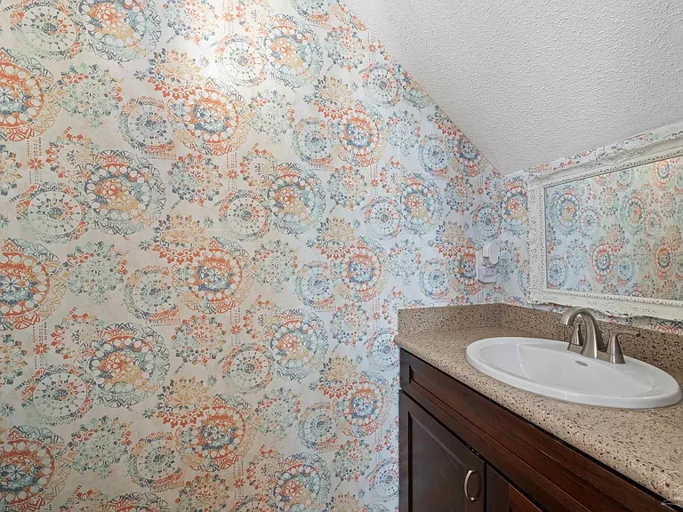 1672 Kauai Ct — Photo 31