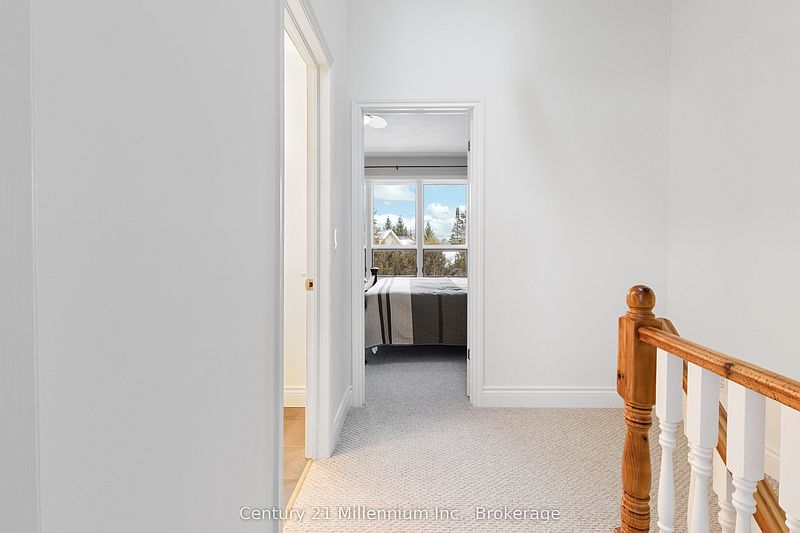 The Blue Mountains Townhouse for rent - 3 Bedrooms — photo 22