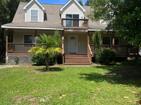 147 D Victor Meekins Rd, Manteo, NC 27954
