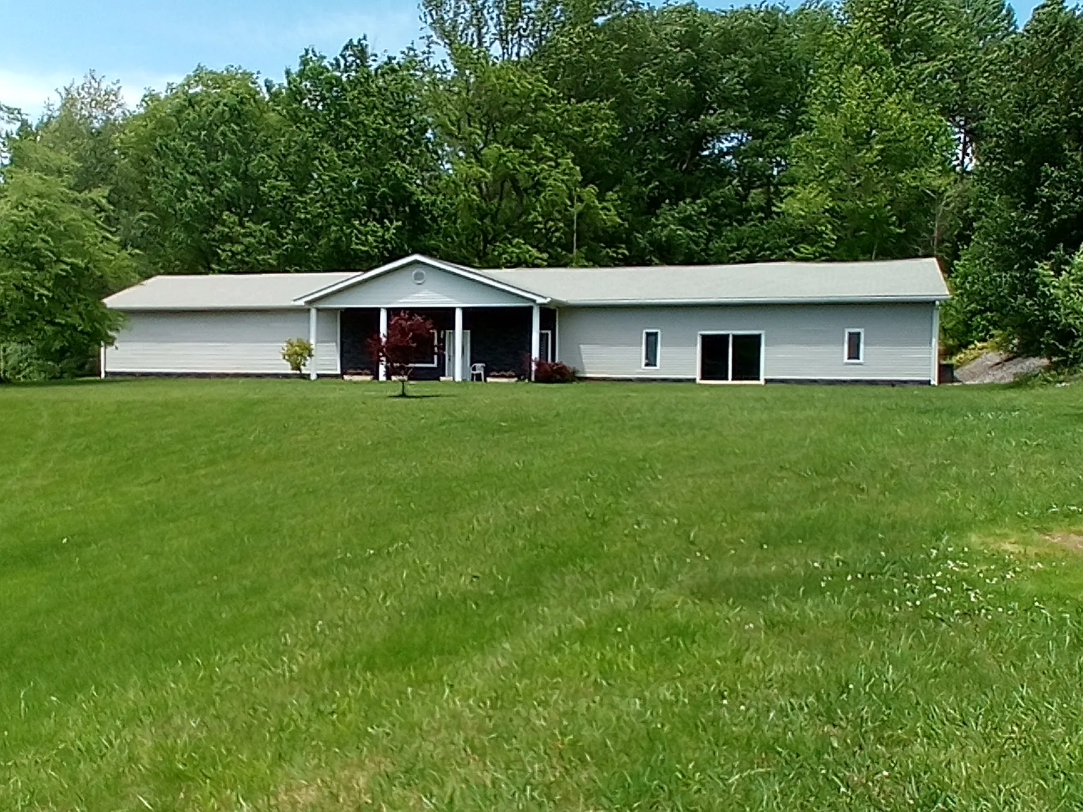 6304 Edmonton Rd — Photo 2