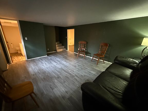 3rd image of 1417 E Park Ave #1/2