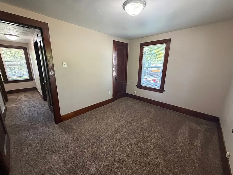 3406 Robinwood Dr — Photo 11
