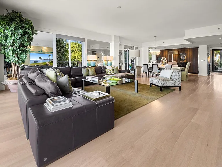 4924 Fisher Island Dr #4924 — Photo 7