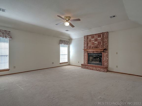 5th image of 7608 N 127th East Ave