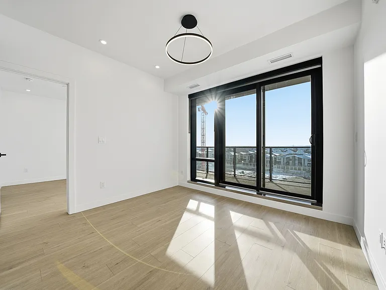 8375 Broadcast Ave SW — Photo 36