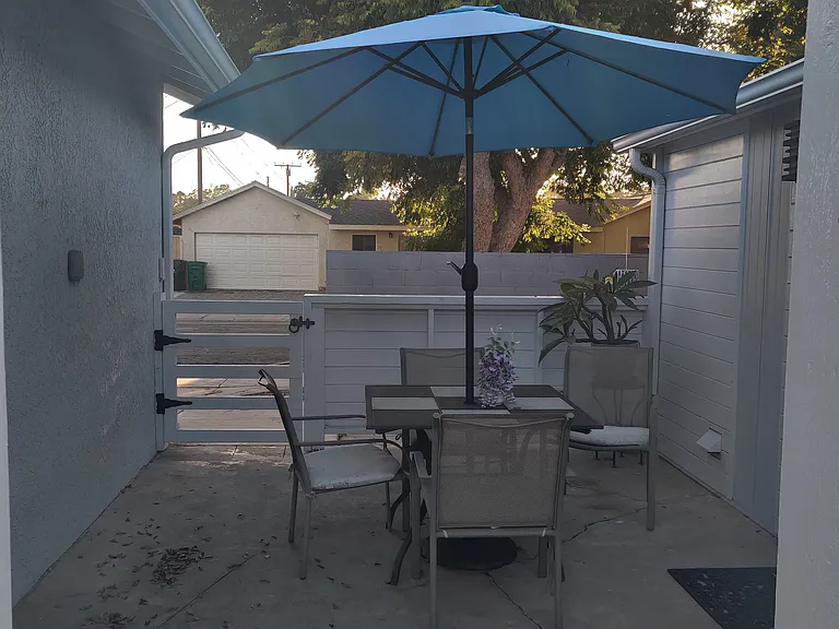 3422 Knoxville Ave — Photo 6