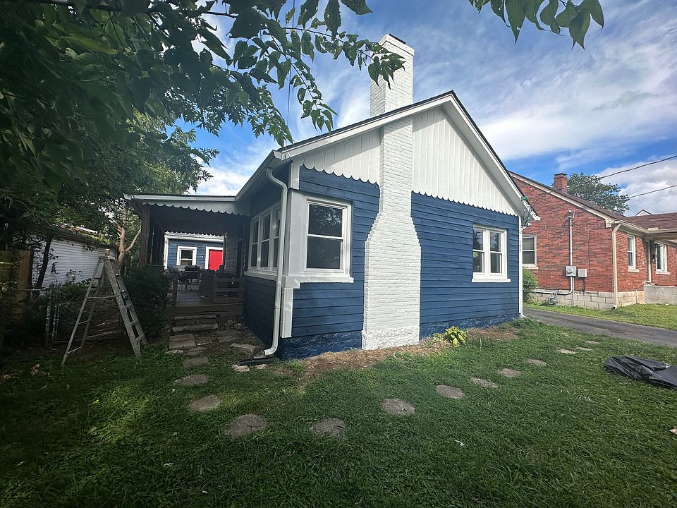 1st image of 141 N Broadway Park