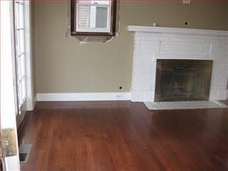 3rd image of 2062 Park Ave
