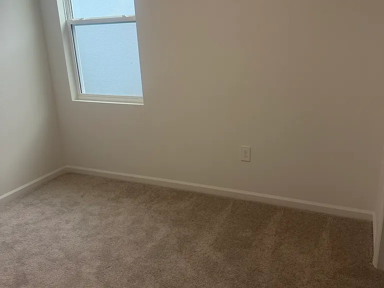 3037 Chicago Ave — Photo 6