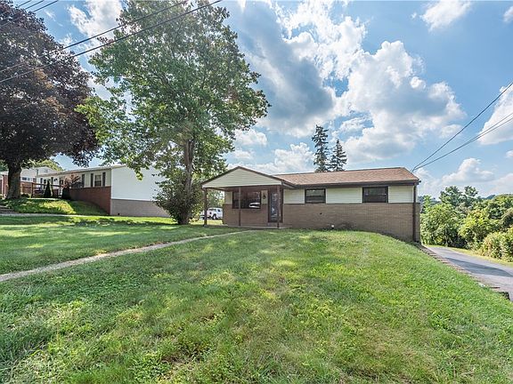2nd image of 4057 Crestwood Dr