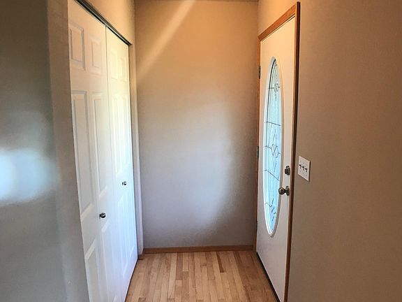 3rd image of 13918 25th Ave W
