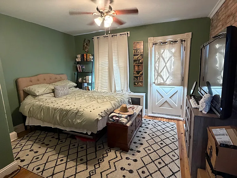 635 S Linwood Ave — Photo 18