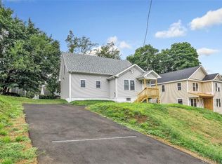 103 Douglas St, Bridgeport, CT 06606