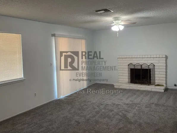 1670 W Terry Ct, Porterville, CA 93257