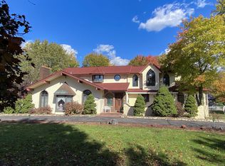 24544 Nobottom Rd, Olmsted Falls, OH 44138