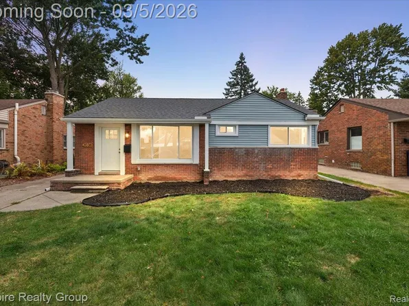 2038 Detroit St, Dearborn, MI 48124