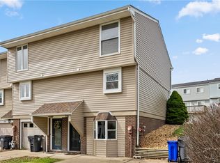 181 Cranbrooke Dr, Coraopolis, PA