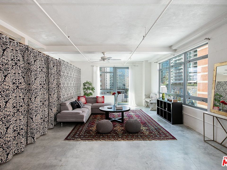 1st image of 849 South Broadway