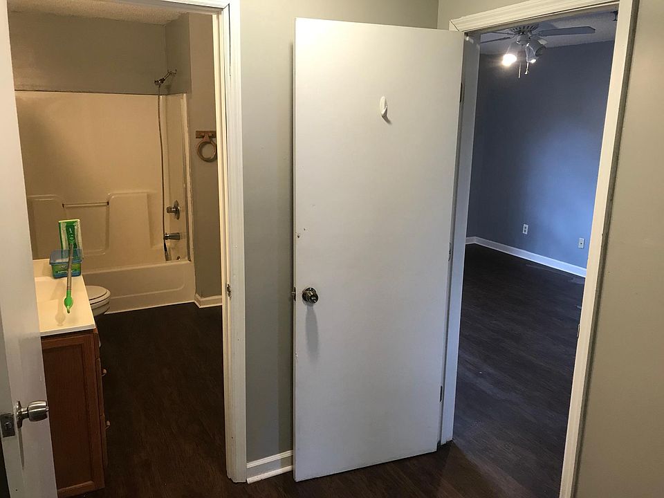 140 Eversole St Hazard KY Zillow Apartments for Rent in Hazard