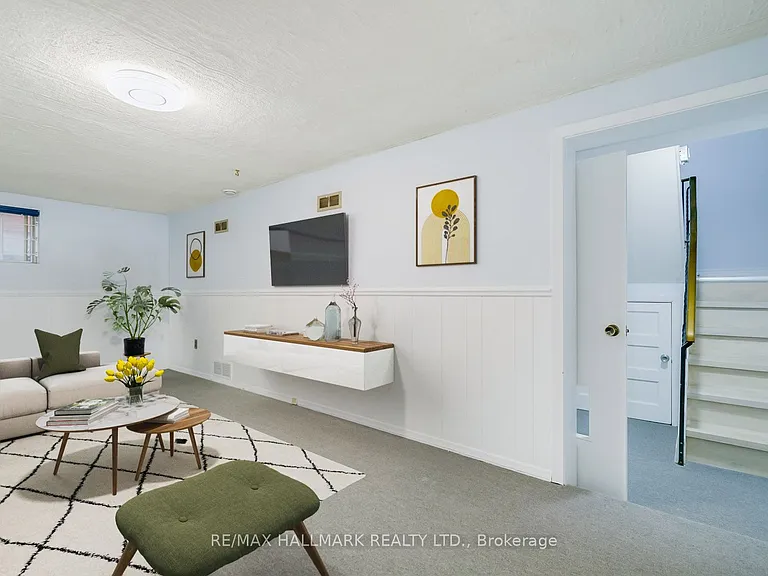 38 Osborne Ave — Photo 15