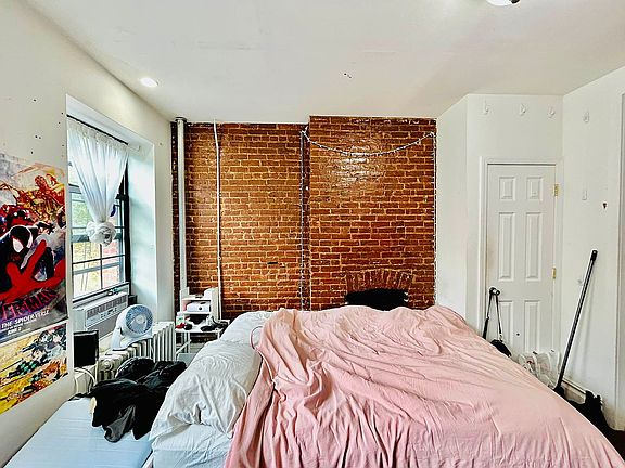 5th image of 435 E 114th St APT 3W