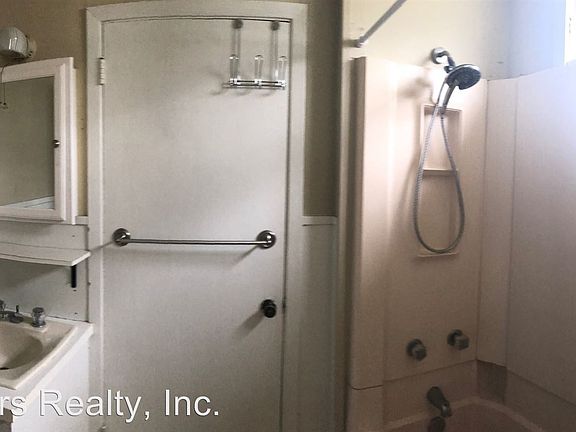 5th image of 442 Louisiana Ave