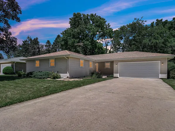 603 W 13th St, La Porte, IN 46350