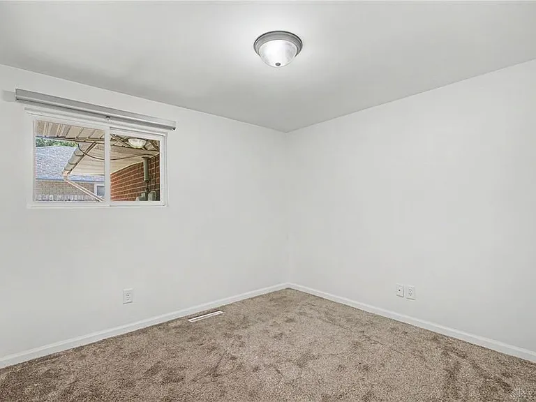 2621 Nyack Ln — Photo 13