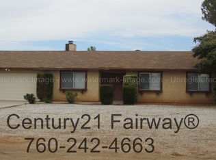 10555 Kiavan Rd, Apple Valley, CA 92308
