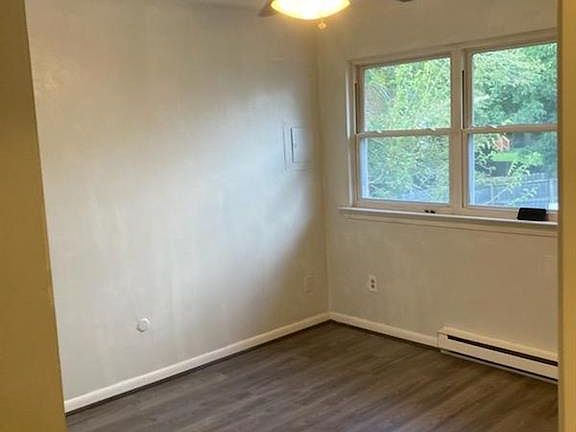 3rd image of 708 Lesner Ave