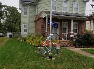818 S Main St, Williamstown, NJ 08094