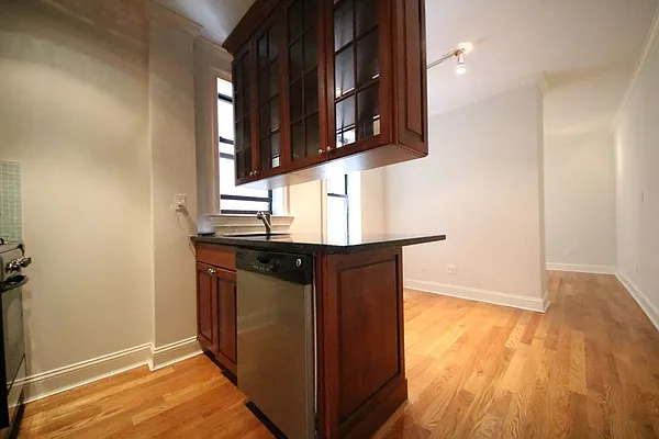 Rented by (Legacy) NY Quality Living Uptown | media 45