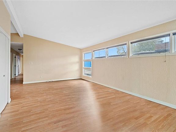 5th image of 1702 15th St